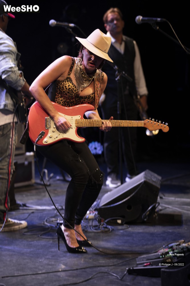 33/41 photos du spectacle Ana Popovic