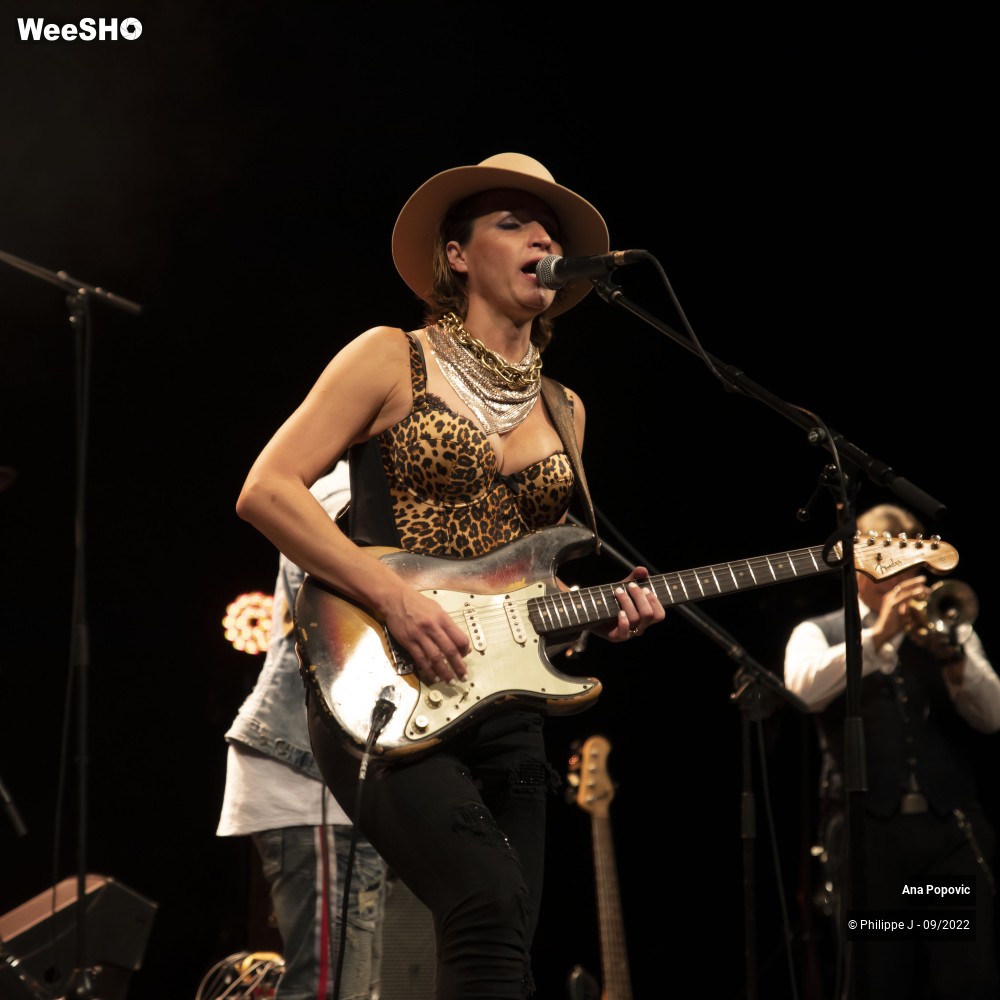 36/41 photos du spectacle Ana Popovic
