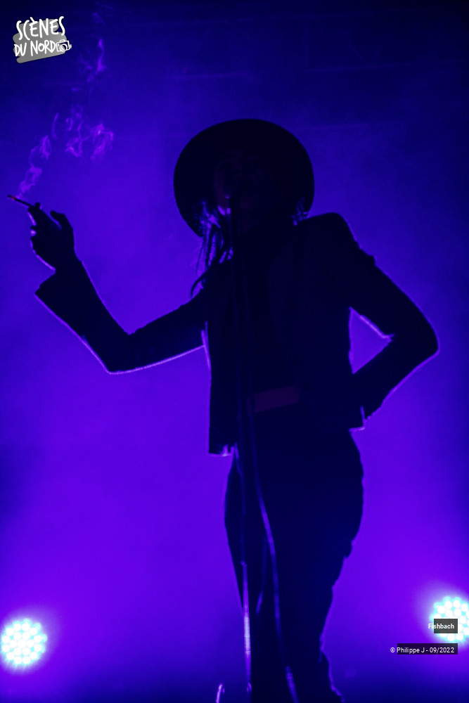 2/17 photos du spectacle Fishbach