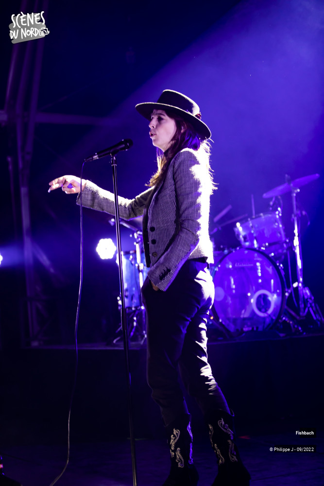 15/17 photos du spectacle Fishbach