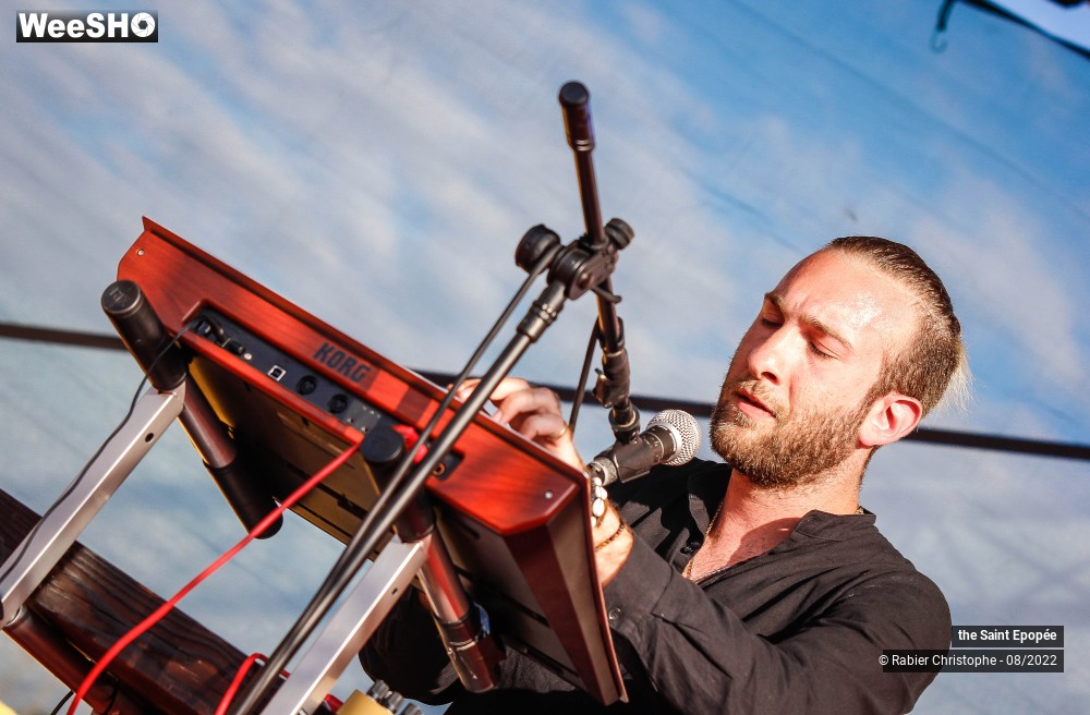 17/45 photos du spectacle the Saint Epopée