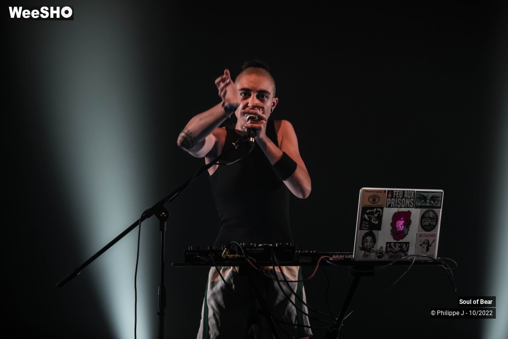 4/20 photos du spectacle Soul of Bear