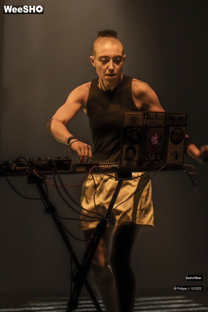 12/20 photos du spectacle Soul of Bear
