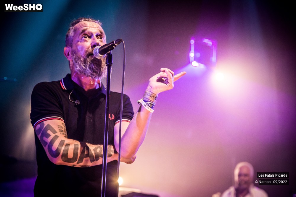 23/91 photos du spectacle Les Fatals Picards