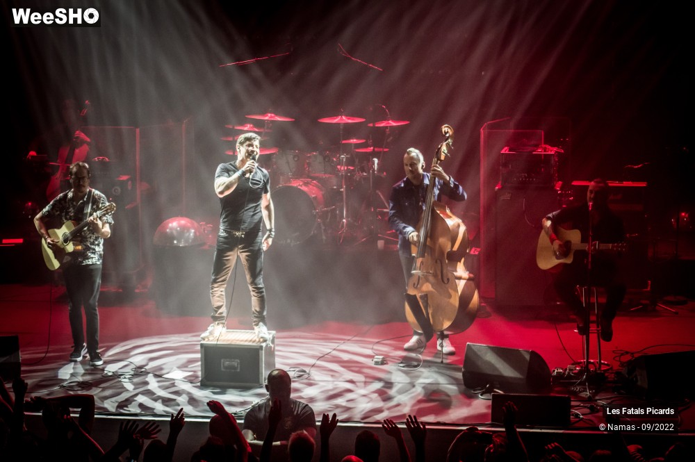 84/91 photos du spectacle Les Fatals Picards