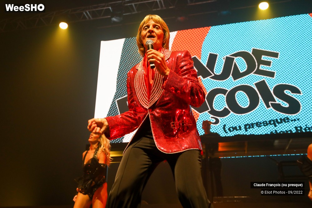 16/17 photos du spectacle Claude François (ou presque)