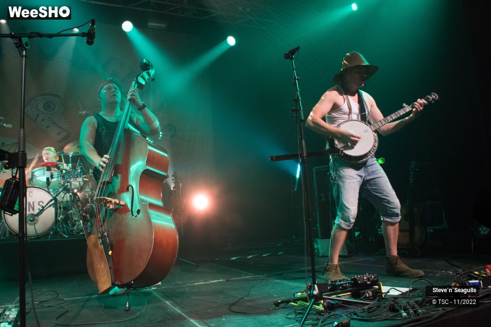 8/18 photos du spectacle Lion Tamer Tour