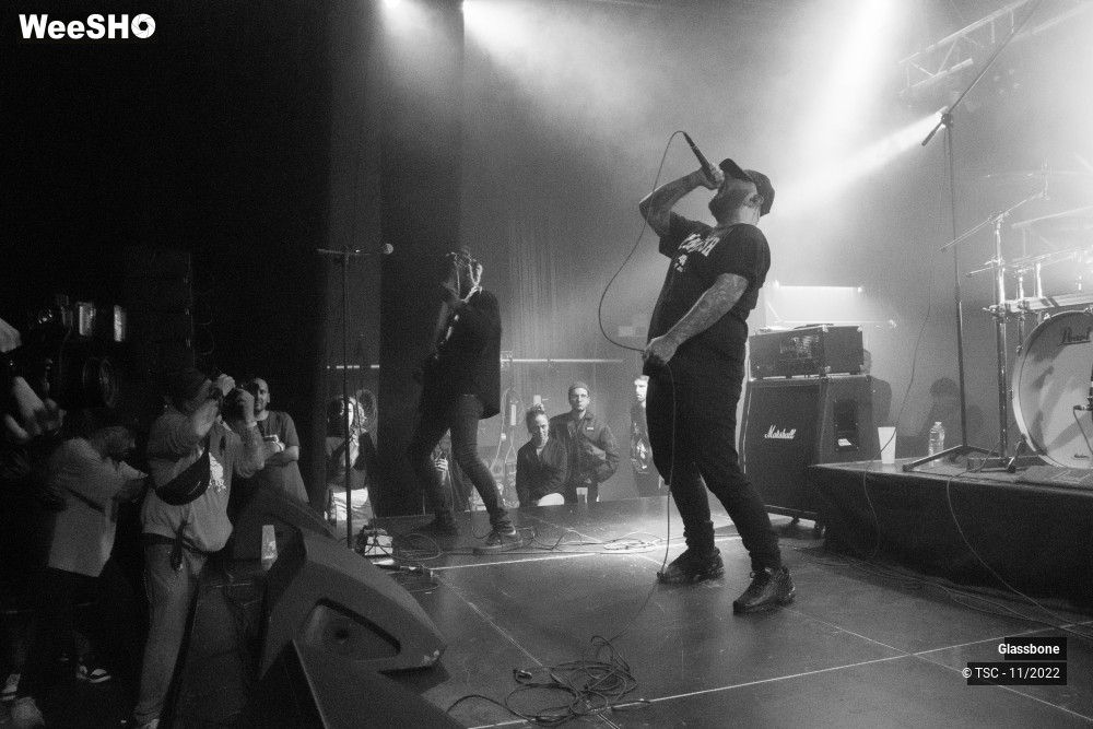 2/11 photos du spectacle Glassbone
