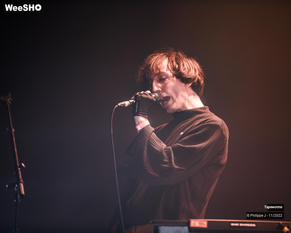 13/16 photos du spectacle Tapeworms