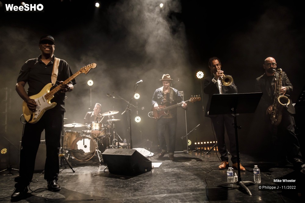 2/20 photos du spectacle Mike Wheeler