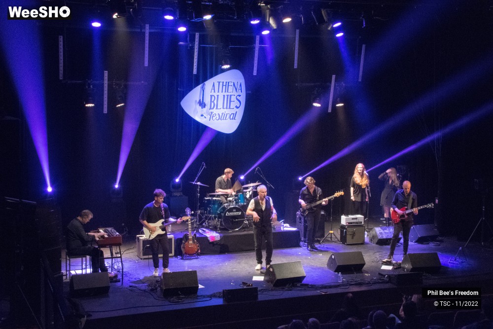 22/22 photos du spectacle Phil Bee