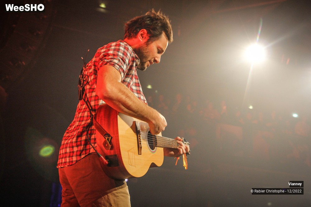 38/74 photos du spectacle Vianney