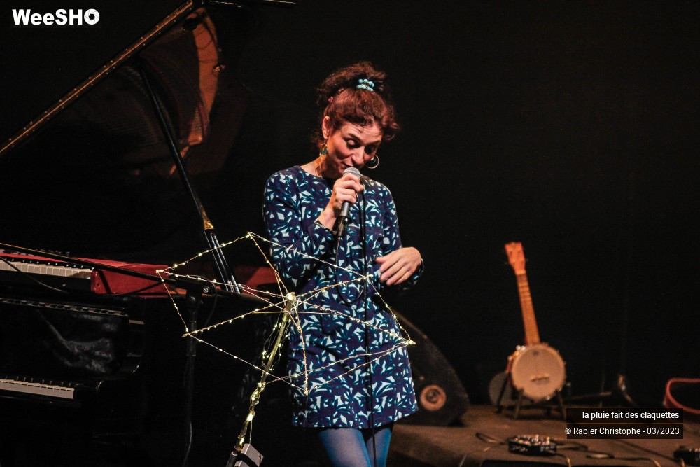 31/38 photos du spectacle La pluie fait des claquettes