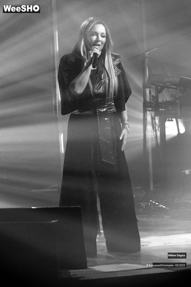 13/37 photos du spectacle Hélène Ségara