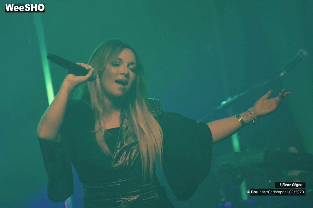 17/37 photos du spectacle Hélène Ségara