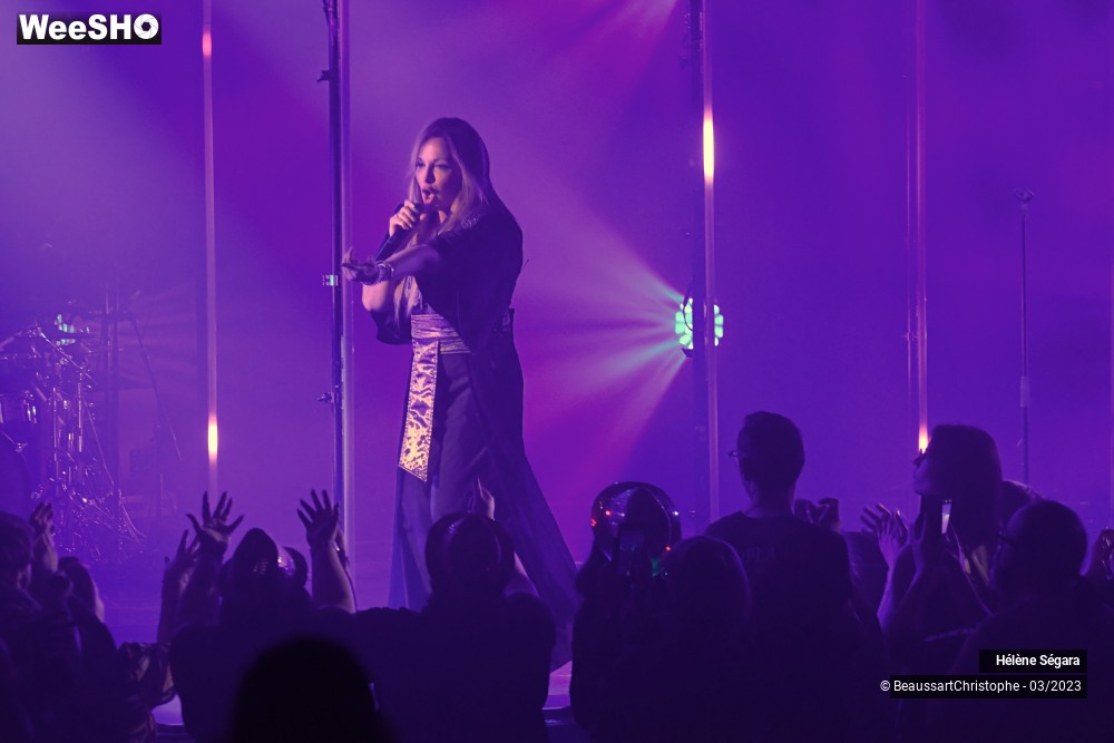 32/37 photos du spectacle Hélène Ségara