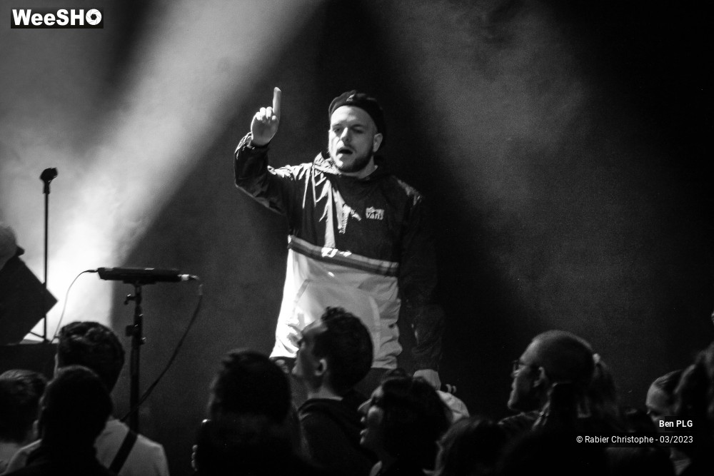 5/45 photos du spectacle Ben PLG