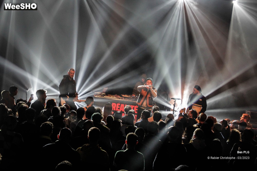 16/45 photos du spectacle Ben PLG