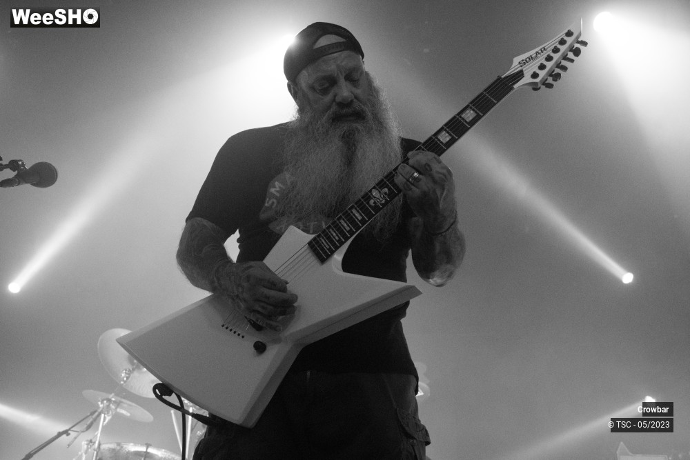 5/5 photos du spectacle Crowbar