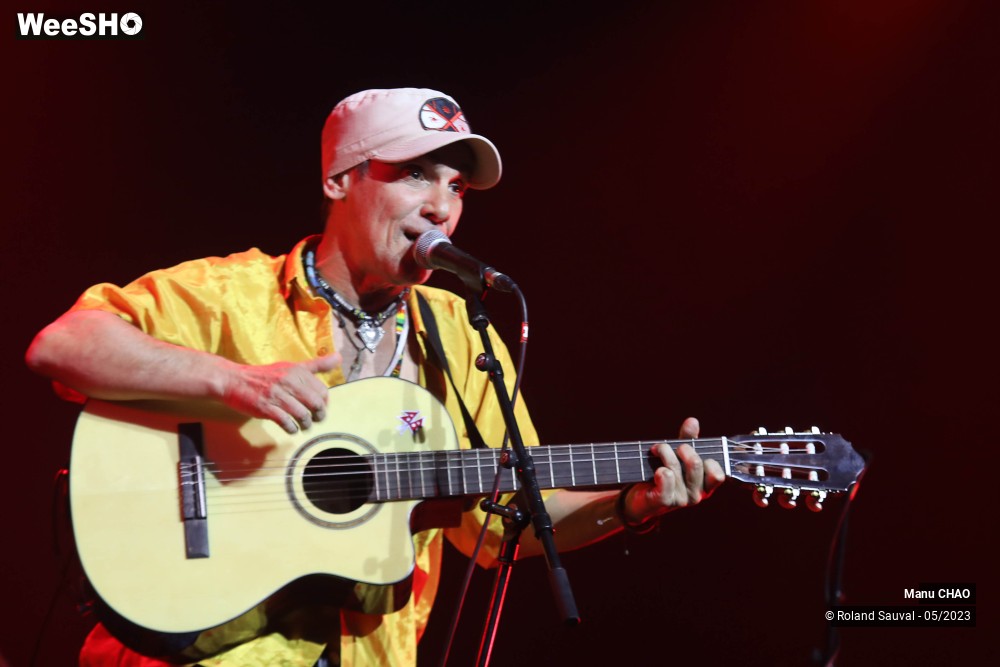 9/33 photos du spectacle Manu Chao en acoustic