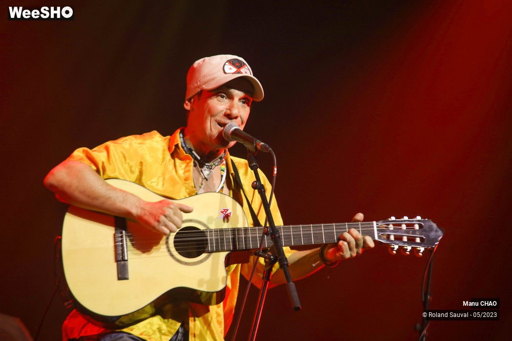 11/33 photos du spectacle Manu Chao en acoustic
