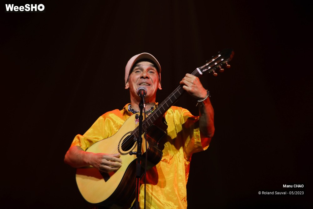 14/33 photos du spectacle Manu Chao en acoustic