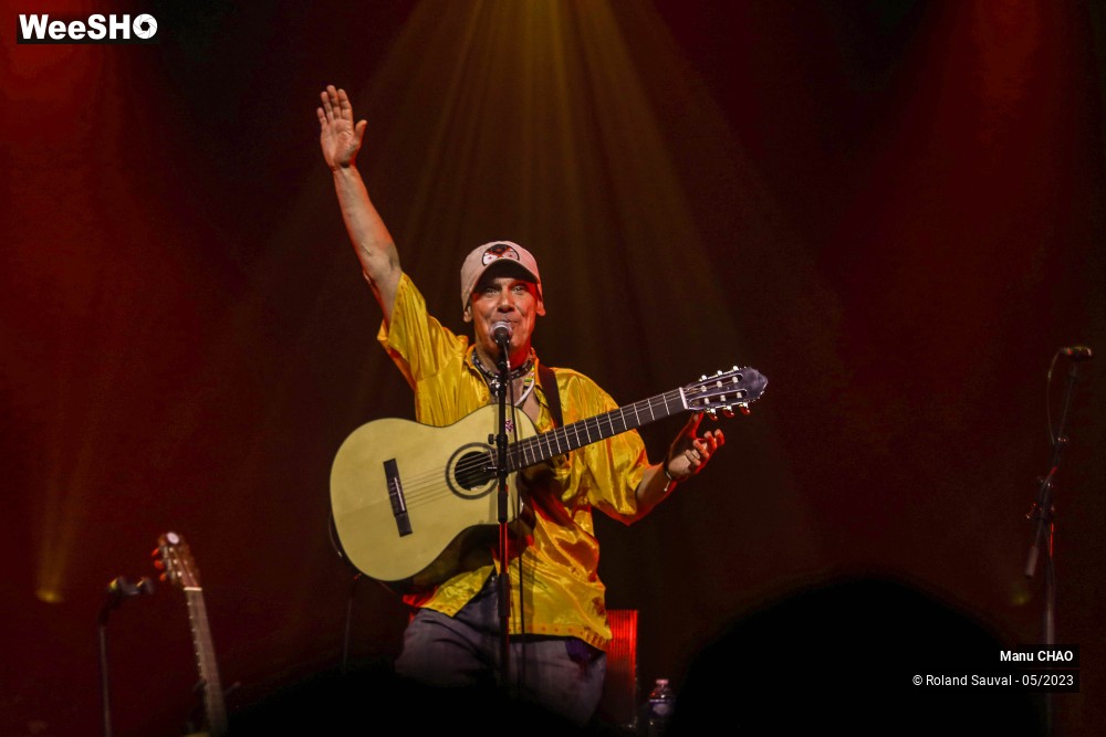 16/33 photos du spectacle Manu Chao en acoustic