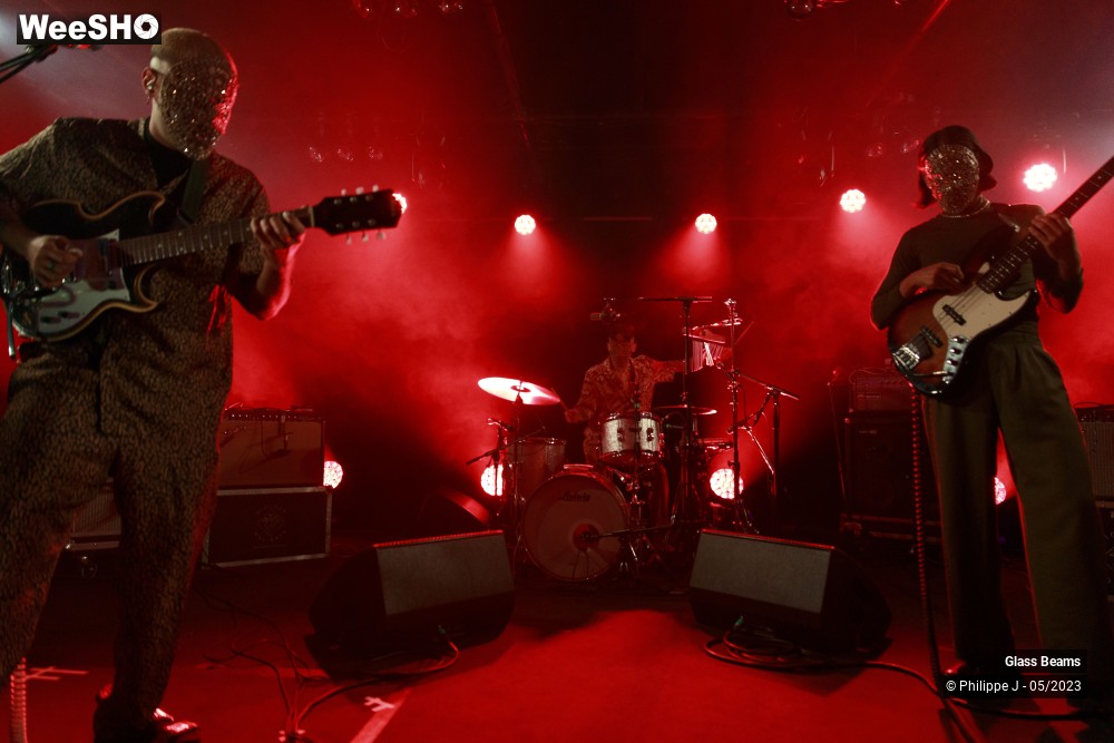 1/16 photos du spectacle Glass Beams