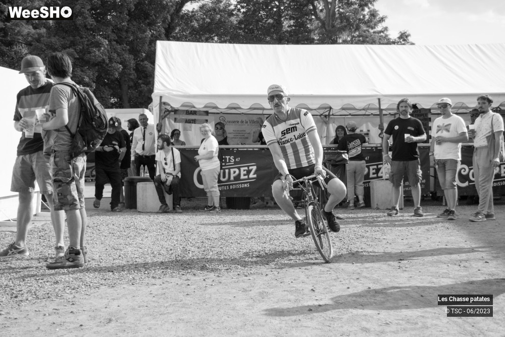 2/16 photos du spectacle Les Chasse Patates
