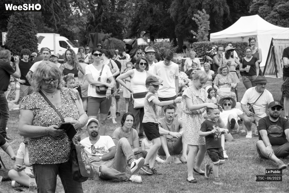 5/27 photos du spectacle Ambiance du dimanche aux Agités du Mélange 2023