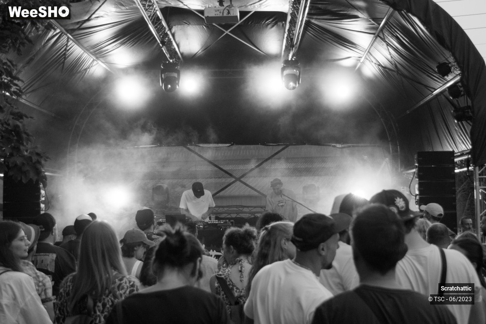 22/24 photos du spectacle Scratchattic