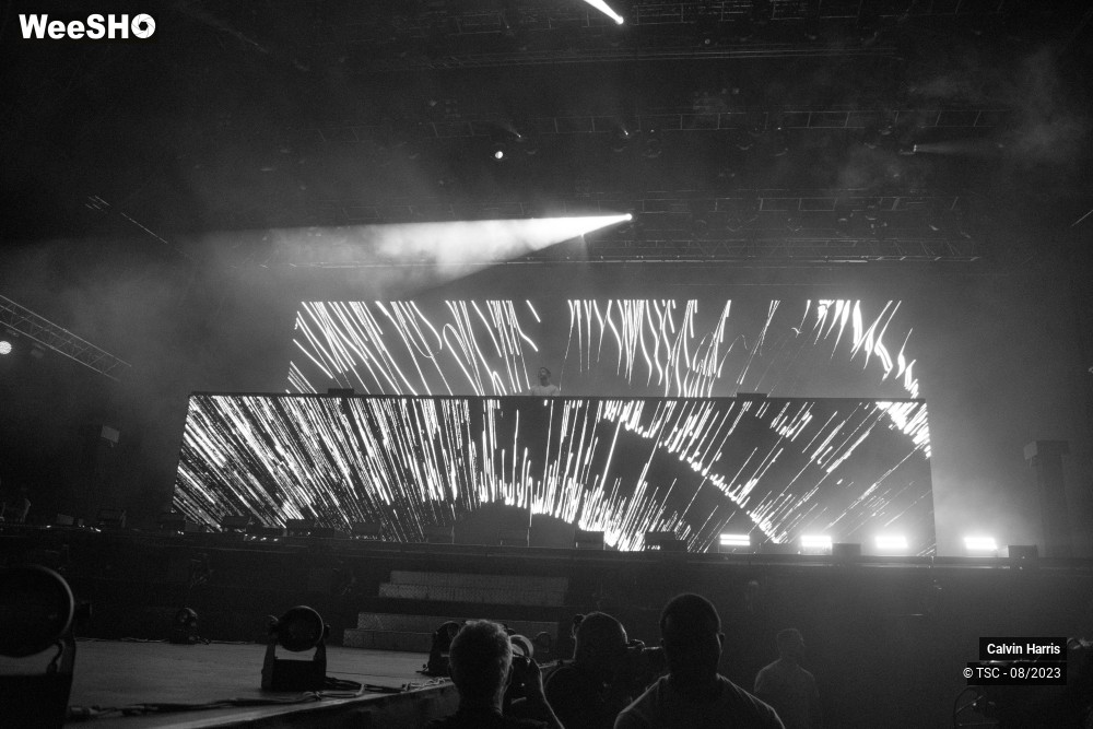 3/11 photos du spectacle Calvin Harris