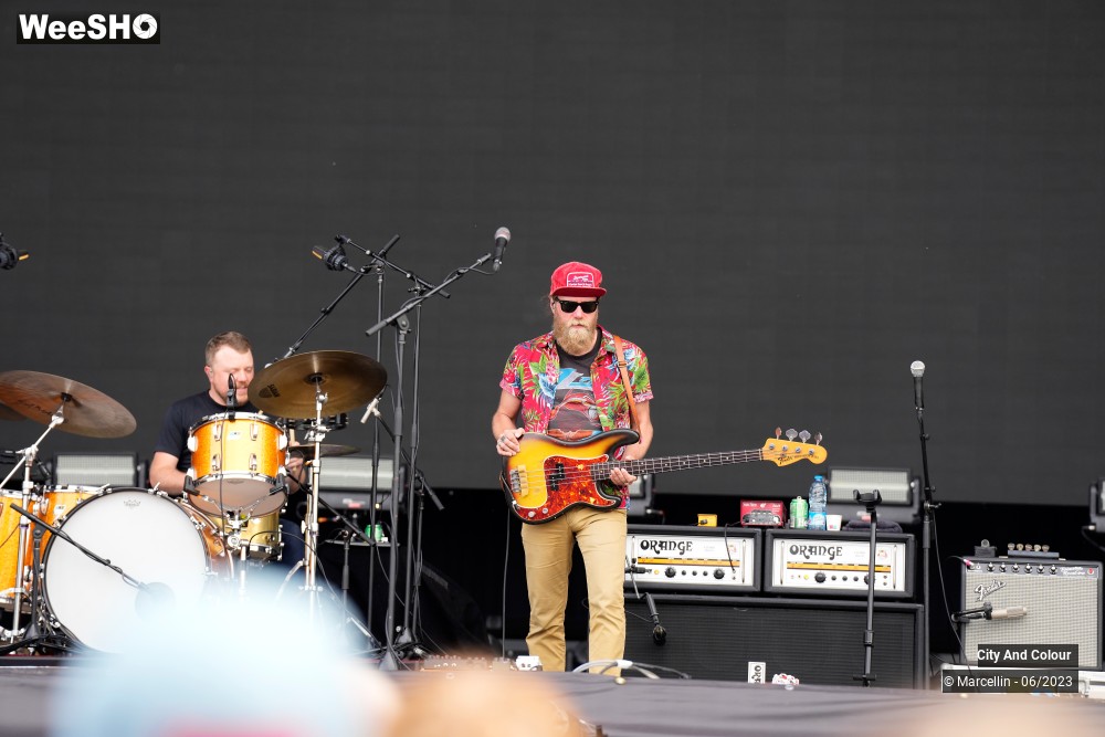 4/13 photos du spectacle City And Colour