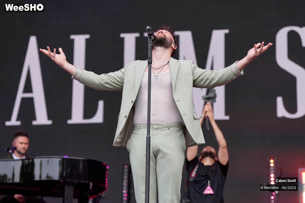5/23 photos du spectacle Calum Scott