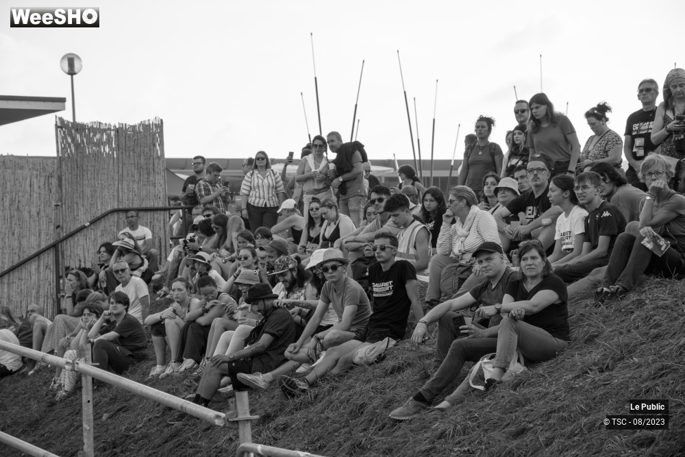 4/20 photos du spectacle Ambiance du 17 août 2023 au Cabaret Vert