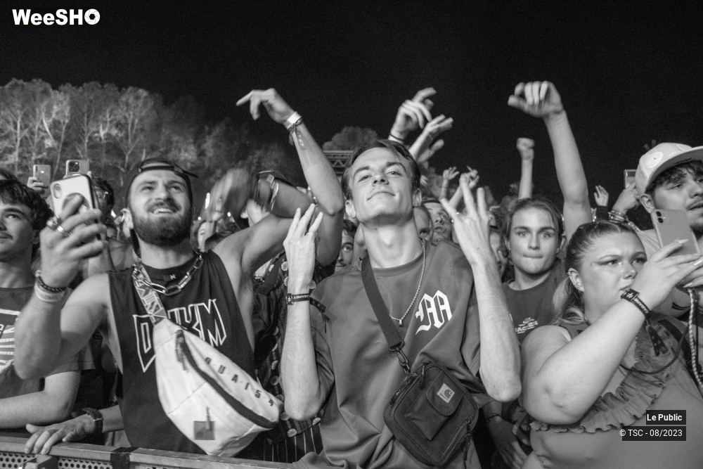 19/20 photos du spectacle Ambiance du 17 août 2023 au Cabaret Vert