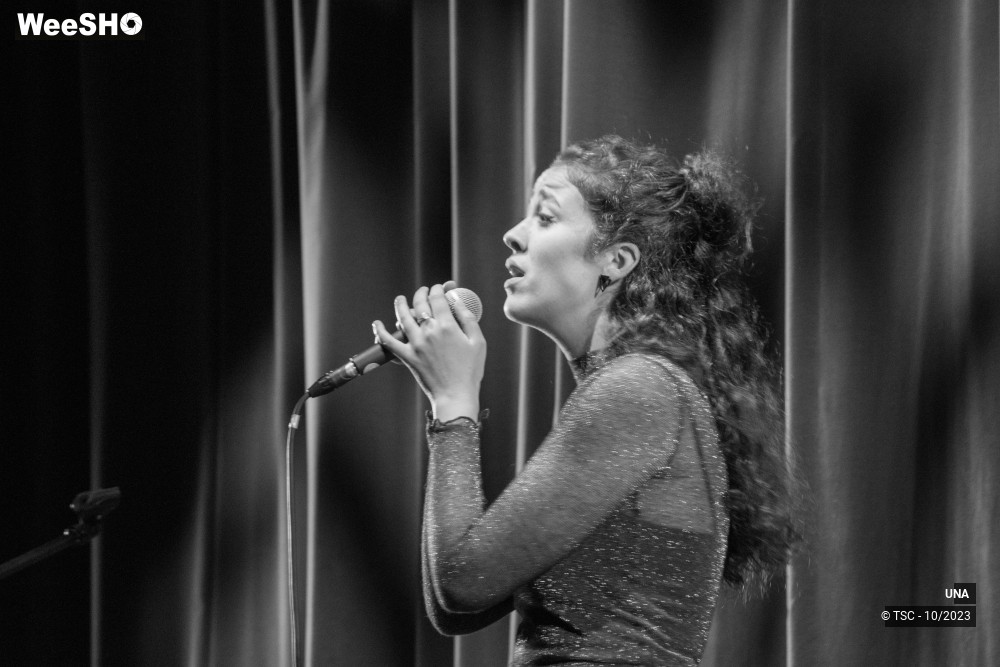 6/6 photos du spectacle UNA