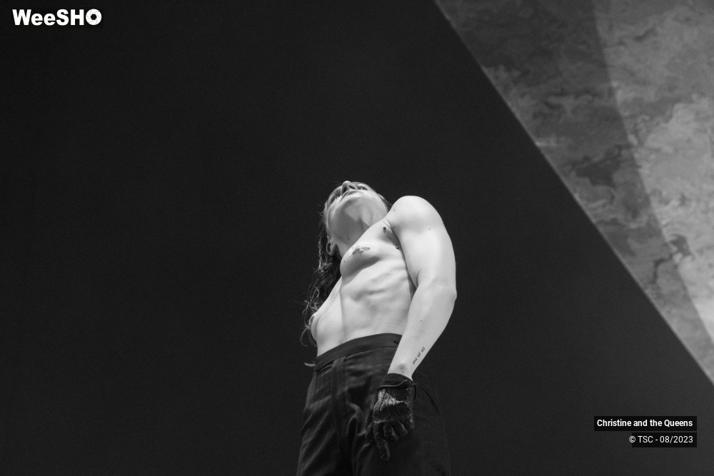 14/23 photos du spectacle Christine and the Queens