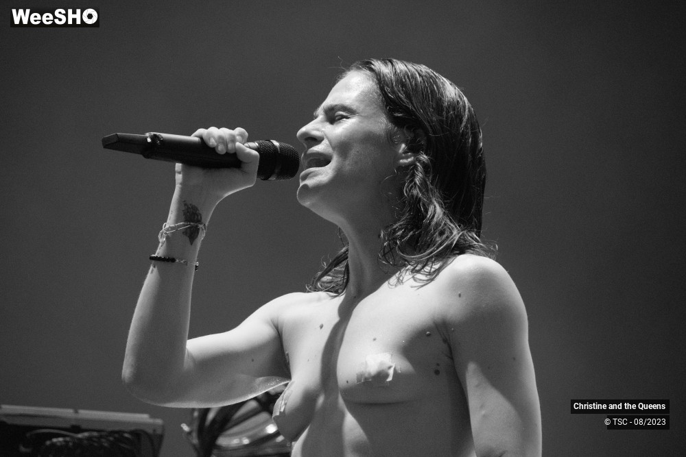 22/23 photos du spectacle Christine and the Queens