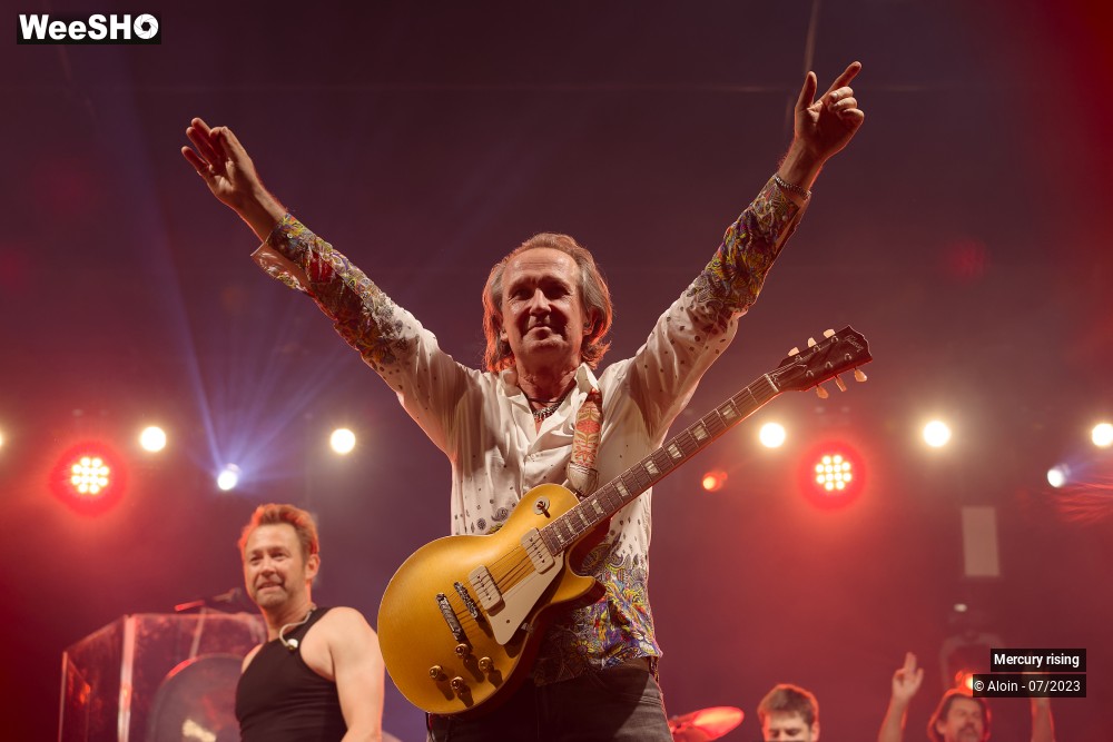 33/46 photos du spectacle Mercury rising