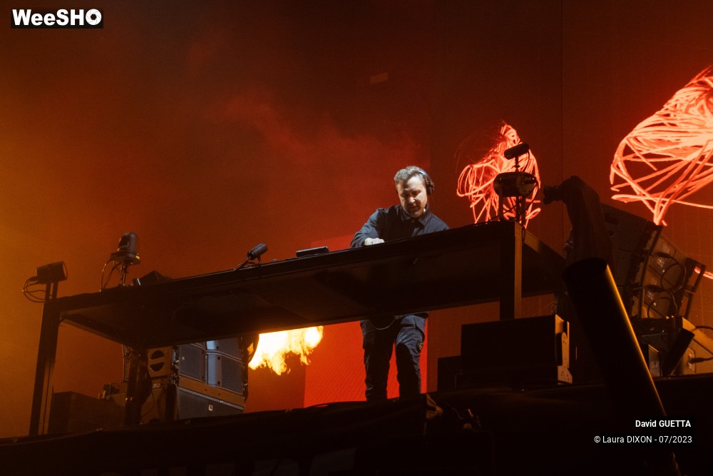 13/13 photos du spectacle David Guetta