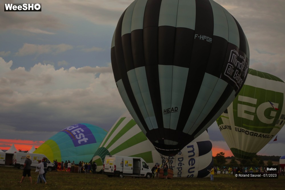 10/89 photos du spectacle Montgolfières