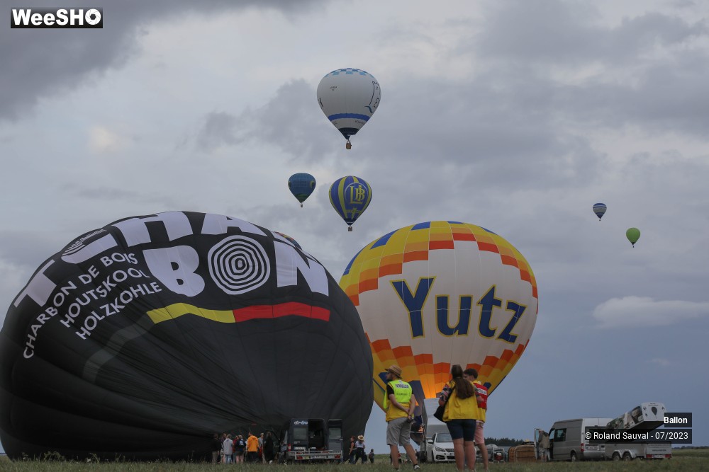 34/89 photos du spectacle Montgolfières