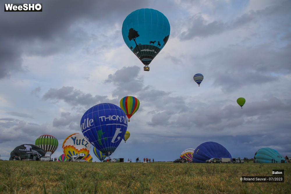 43/89 photos du spectacle Montgolfières
