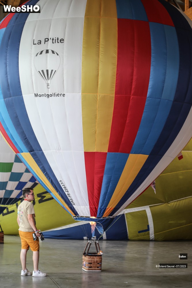80/89 photos du spectacle Montgolfières