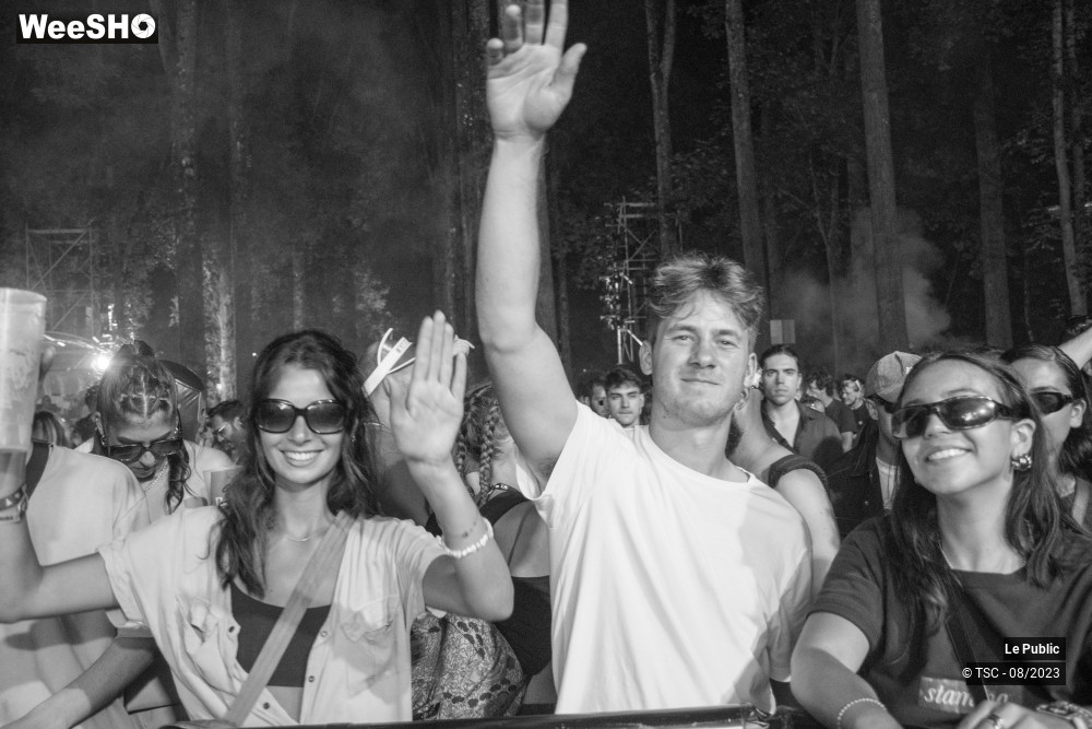 24/28 photos du spectacle Ambiance du 19 août 2023 au Cabaret Vert