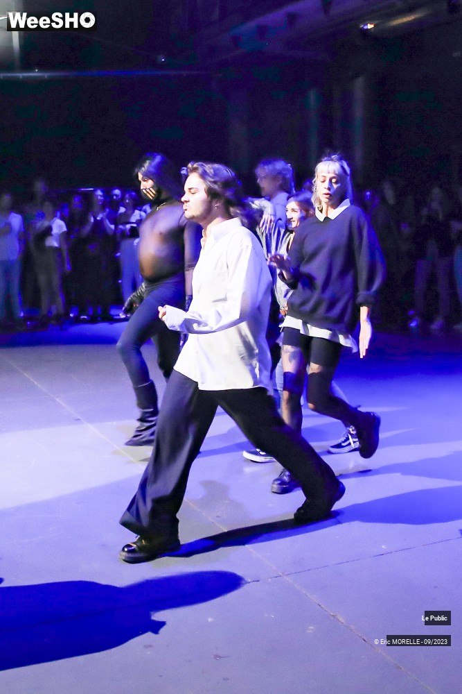 10/50 photos du spectacle Mara à l'Aéronef