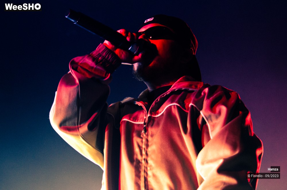 4/31 photos du spectacle Hamza Sincèrement Tour