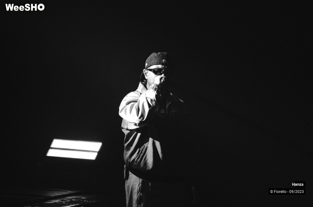 30/31 photos du spectacle Hamza Sincèrement Tour