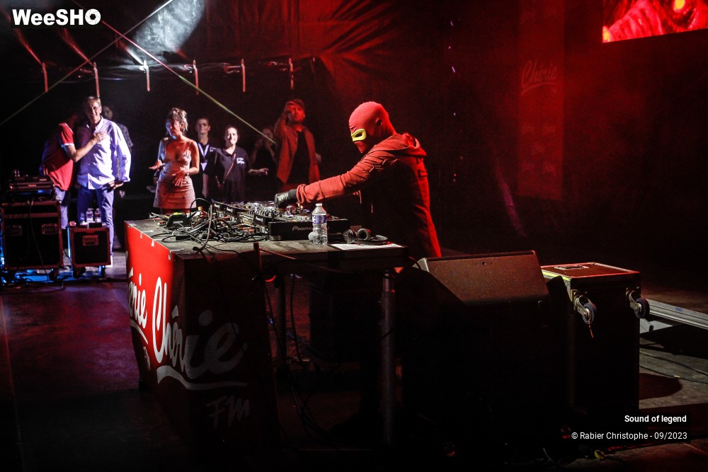 13/17 photos du spectacle Sound of Legend